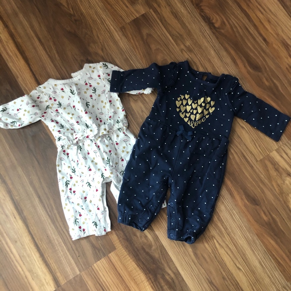 Carter’s Rompers Set of 2 🔥 NWOT 🔥 3M